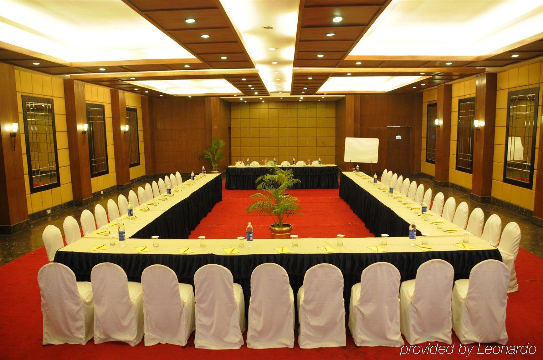 Nalapad'S Hotel Bangalore International Facilidades foto